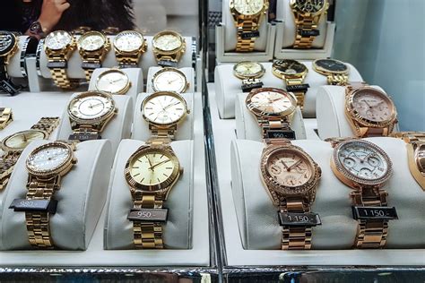 Как отличить оригинал часов Michael Kors от .